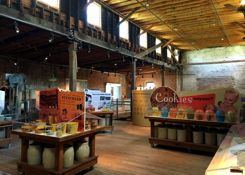 Erkundung der Medalta Potteries im Historic Clay District, Medicine Hat AB (Family Fun Canada)