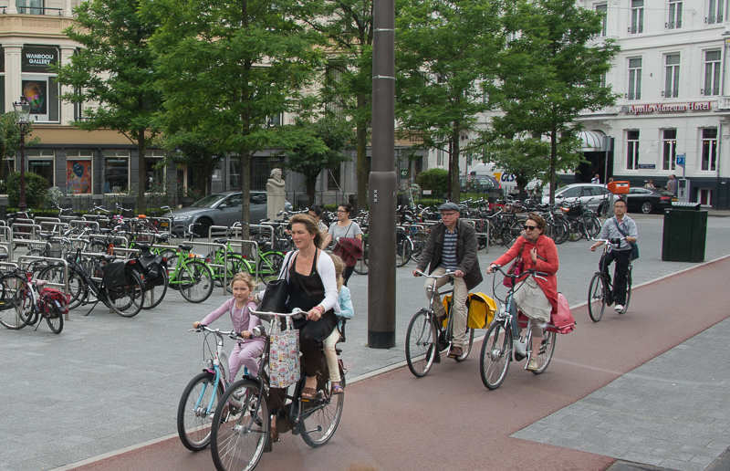 Amsterdam - Rues animées de vélos - Photo Jan Napier