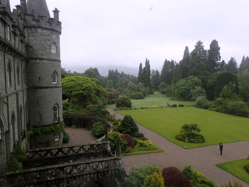 Exploring Bonnie Glasgow With Teens and Tweens - Glasgow Discover Scotland day trip Inverary Castle - Photo Shelley Cameron McCa