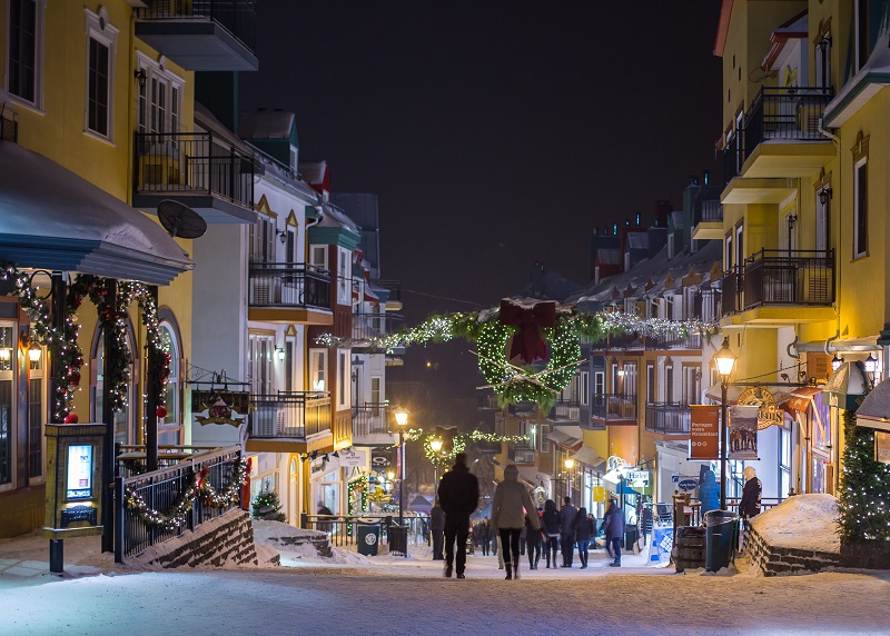 Village Mont Tremblant au crédit de Noël @Tremblant