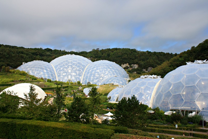 Les biomes à l'Eden Project, activités familiales à Cornwall photo par Helen Earley