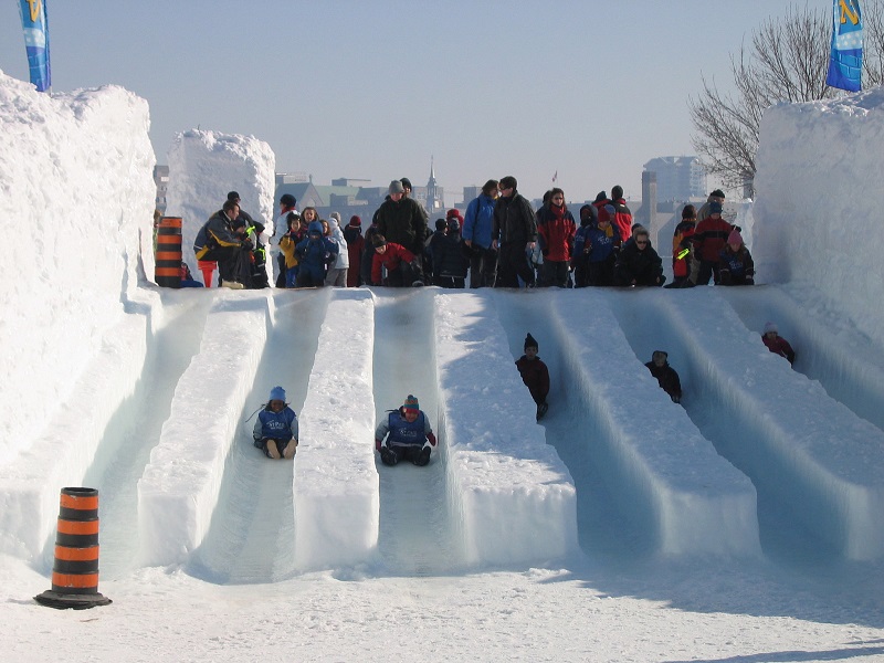 Winterlude-写真提供者オタワツーリズム