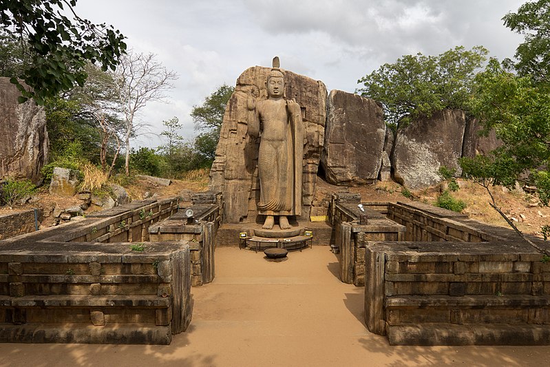 Sri Lanka Buddah Statue Photo Credit Carlos Delgado By Carlos Delgado (Own work) [CC BY-SA 4.0 (https://creativecommons.org/licenses/by-sa/4.0)], via Wikimedia Commons