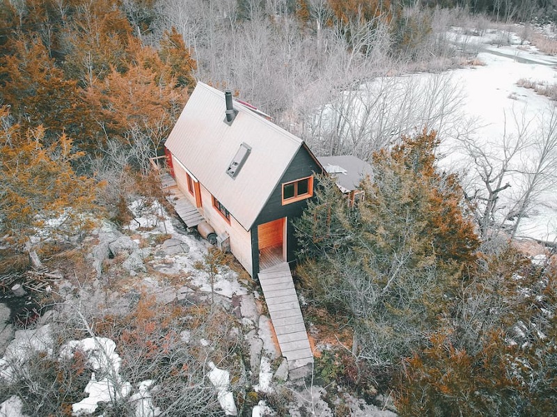 Cabine Raven House Getaway - Aluguel de cabine em Gananoque Canadá