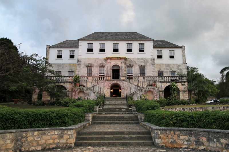 Salón de las Rosas – Casa Grande – Adán Cano Cabrera. La construcción de Rose Hall Great House comenzó en 1750.