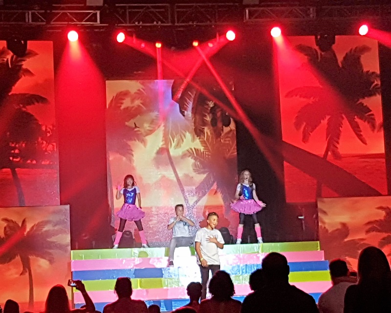 Kidz Bop Experience Hard Rock Punta Cana - Les Kidz Bop Kids ont réalisé une superbe performance lors de la semaine d'ouverture de l'Expérience