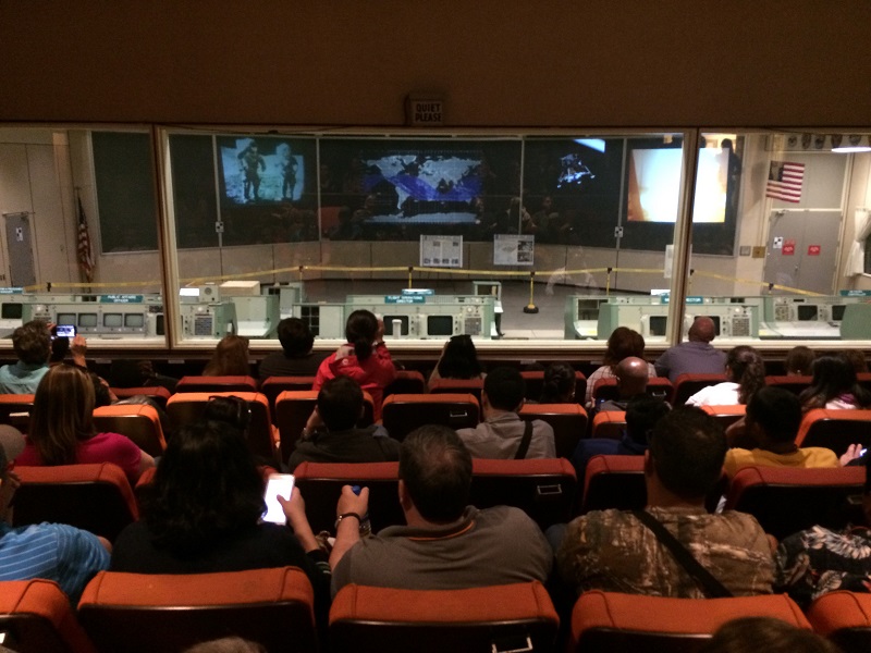 El Centro Espacial de Houston investiga el control de la misión - Foto Shelley Cameron-McCarron