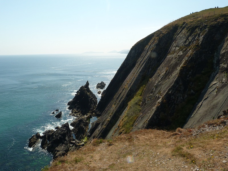 Wild Atlantic Way Ireland - Fogher Cliffs - 照片旋律鷦鷯