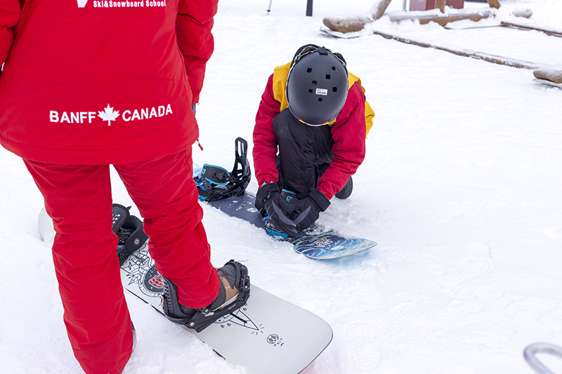 FFC-snow-snowboarding-Banff تصویر جینیفر مورٹن