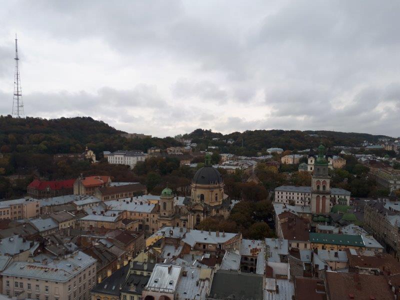 Ukraine - Blick auf den Ratusha-Turm von Lemberg - Foto Sabrina Pirillo