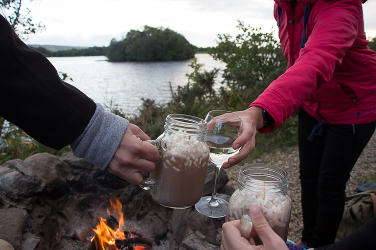 Irlanda do Norte Smores e bevies Bubble Tent Paula Worthington