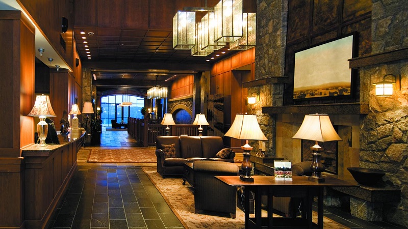 Westin Bear Mountain Lobby. Photo Courtesy Westin Bear Mountain