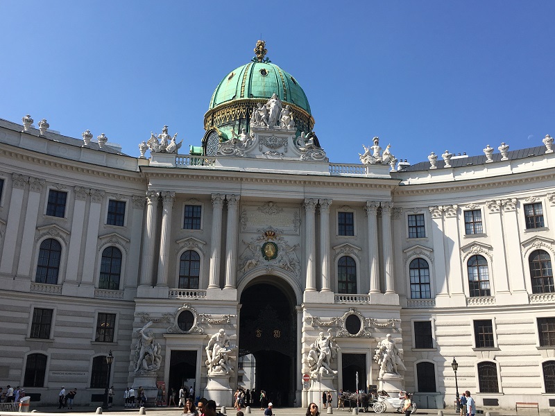 Vienna's Summer Palace - Photo Lisa Johnston