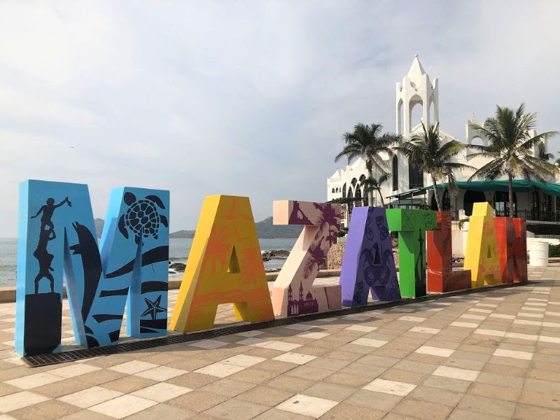 Malecón en Mazatlán -una de las muchas cosas que hacer en Mazatlán