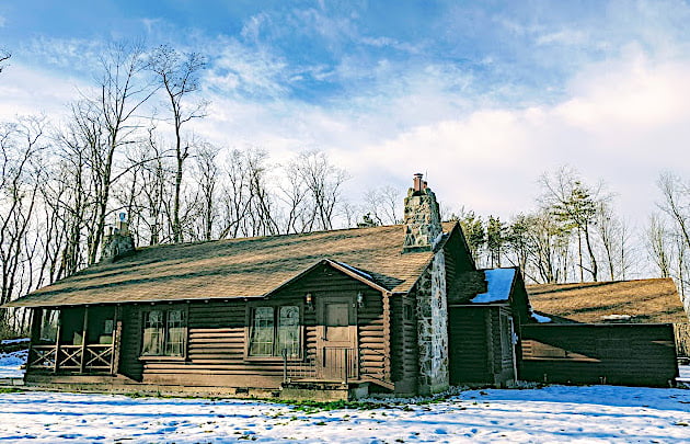 Ontario Cottages - Mabee Marsh cabin - Photo courtesy Long Point Eco-Adventures Resort