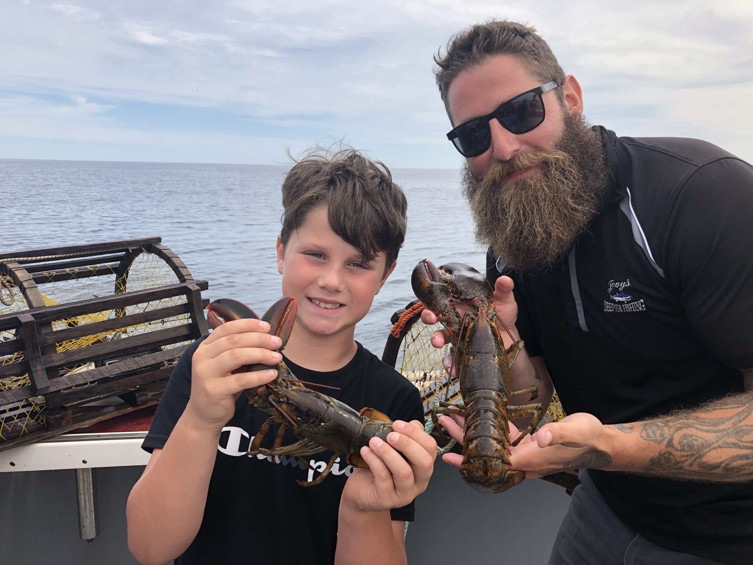 La pesca en alta mar o la pesca con caña es una de las mejores excursiones de un día en la Isla del Príncipe Eduardo.