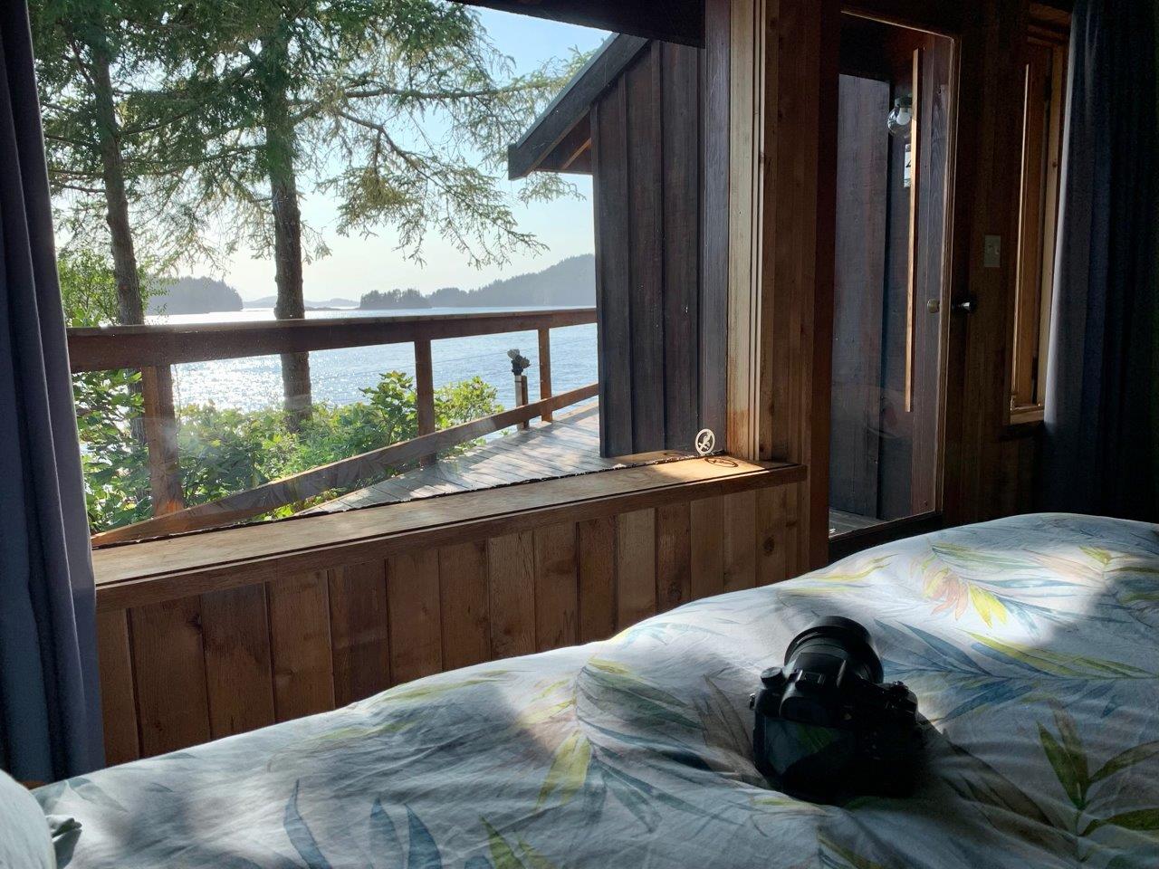Schöne Aussicht von einem bequemen Bett - Foto Carol Patterson