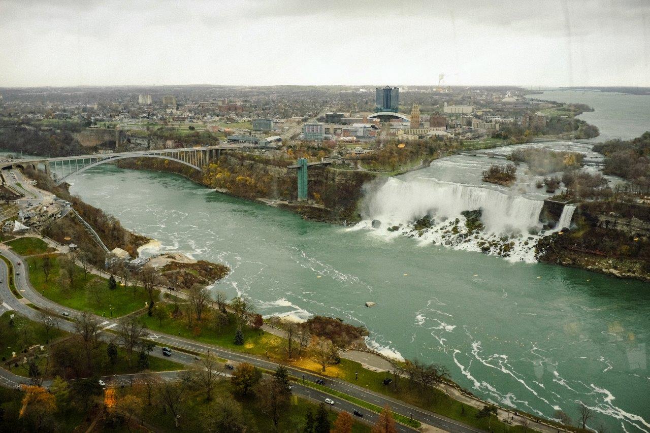 Vista de American Falls - crédito Fotografía de habitación de Blue Motel