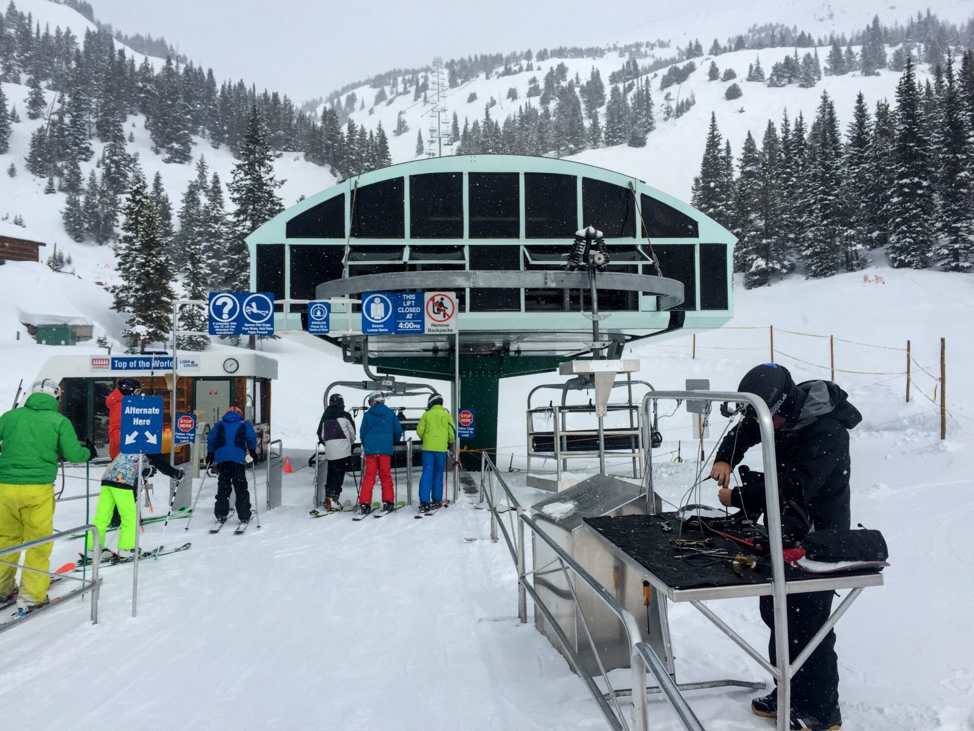 Ski lift at Lake Louise Mountain Resort